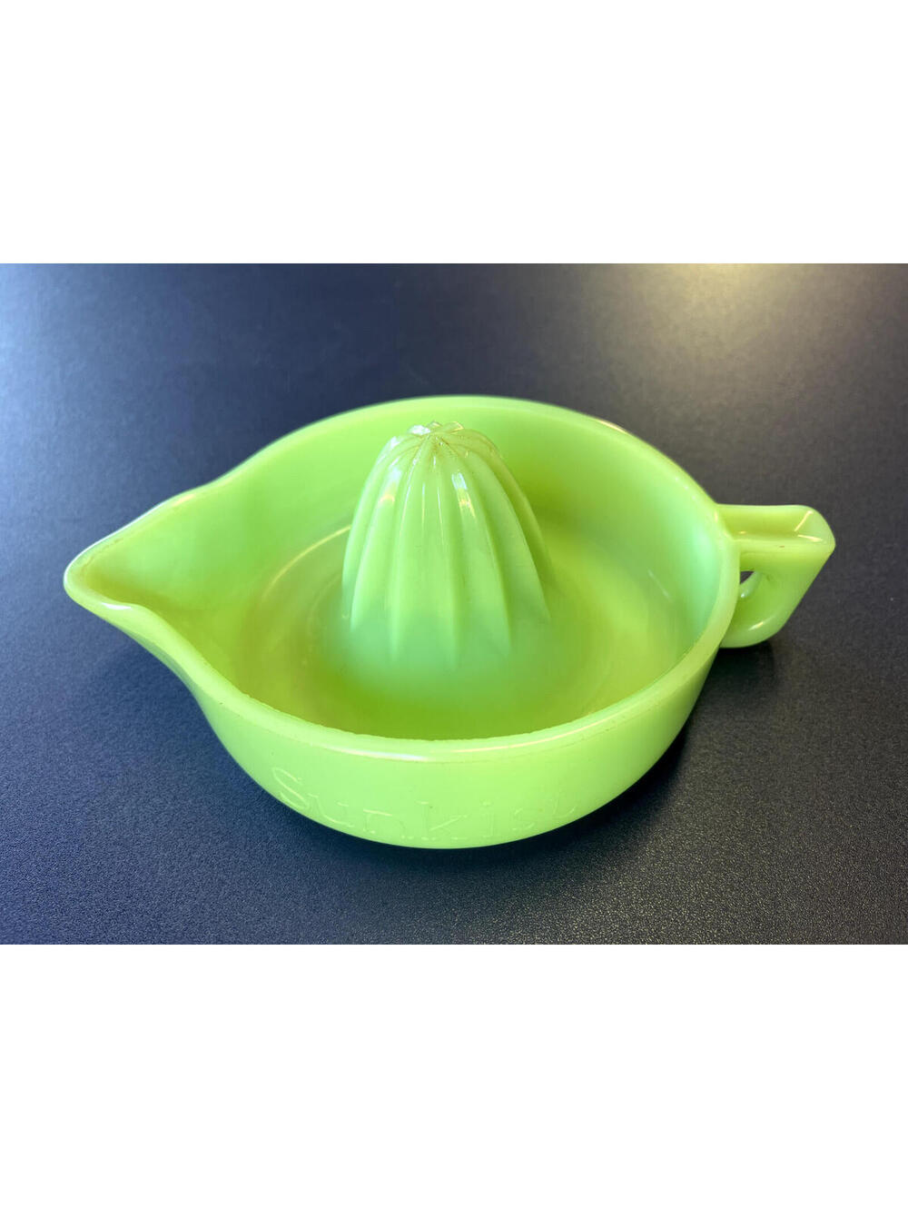 Vintage Sunkist McKee Jadeite Uranium Juicer